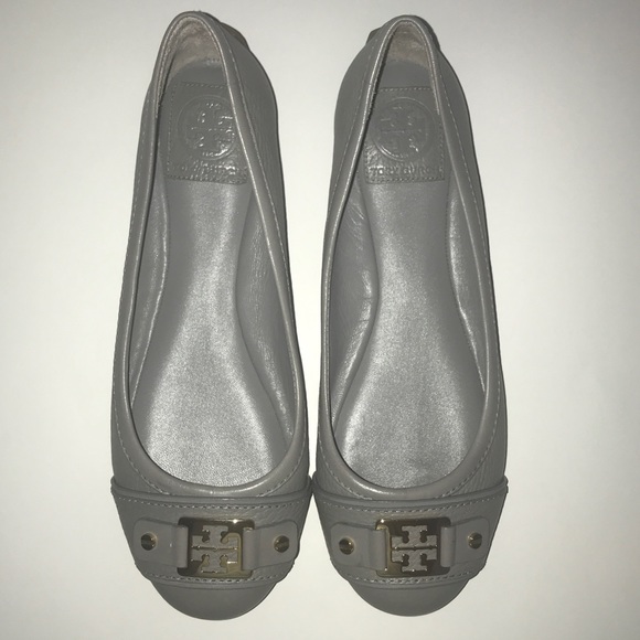 Tory Burch Shoes - 🔥Tory Burch Gray Flats, Size 7.5